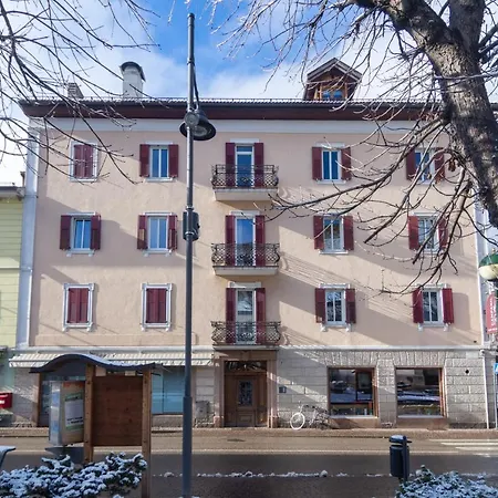 Dolomiapartments - Appartamenti Campanil 1 E Campanil 2 Predazzo Exterior photo